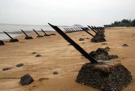 Kinmen Island's anti-landing barricades, facing China. photo China Post.