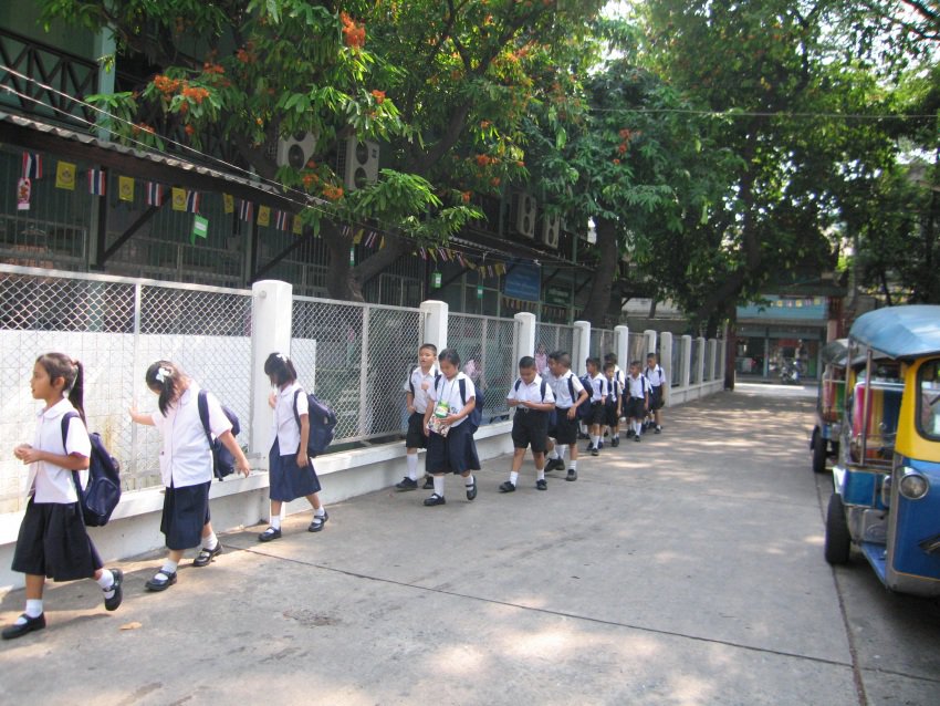 Students going to school. Photo from Wiki Commons.