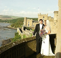 Grisel and Jeff on the balcony of the Culzean Castle in Scotland. Photo from Grisel.net