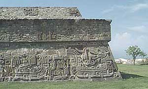 Mayan hieroglyphs at Xochialco