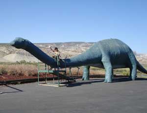 Dinosaur model in Colorado.