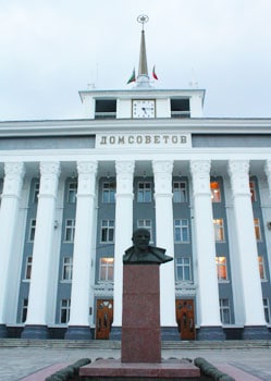 The Parliamentary Building in Tirasopol, the capital of Transnistria, which is still technically part of Moldova - photos by Daniel Reynolds Riveiro