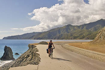 The coastal road to La Mula, Cuba