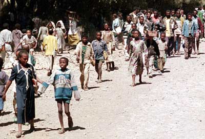 walking road ethiopia