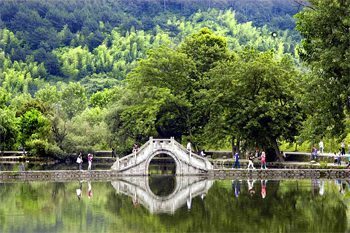 hongcun bridge