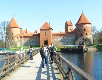 Tourists at Takai Castle in on Lake Galvė in Lithuania. Photos by Stephen Hartshorne