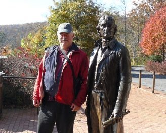 Stephen Hartshorne visits his friend Thomas Jefferson at Monticello.