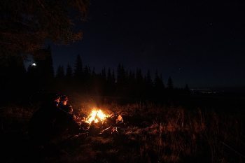 camping-in-the-caliman-mountains