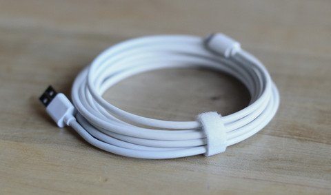 The Kero Lasso Cable is provides comfortable, convenient charging anywhere.