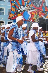 The Filhos de Gandhi, a Carnaval group in Salvador, Brazil, dedicated to Mahatma Gandhi - photos by Isadora Dunne Read more at https://www.gonomad.com/1144-salvador-brazil-carnaval-and-capoeira#2GzeBE1H1XTY7jpq.99
