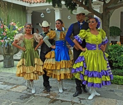 Dancers in Cuernavaca, Mexico. Janis Turk photos.