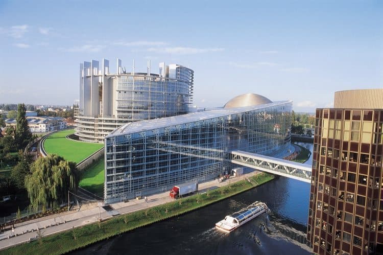 The European parliament and Bataux Mouche. MyStrasbourg photo.