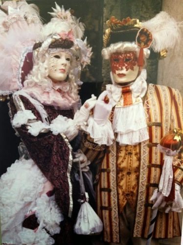 A couple at the Carnavale in Venice.