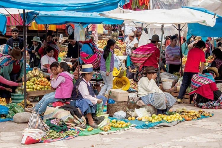 Pisac market