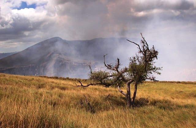 Volcano Masaya photo by George Kenyon