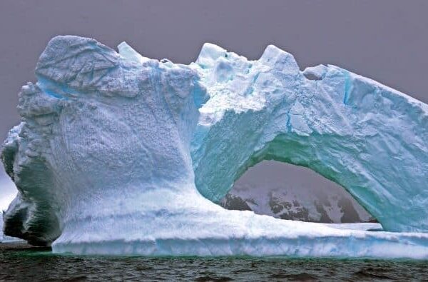 Ice formations on the Antarctic Peninsula