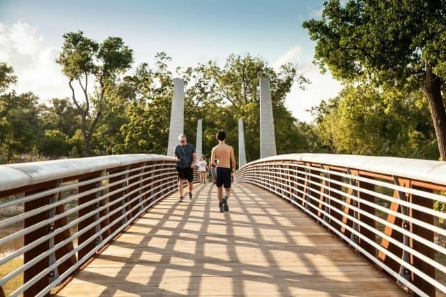 Buffalo Bayou Park offers 160 acres of beautiful scenery and skyline views, iconic fountains and artwork, a large-scale skate park and miles of biking and jogging trails. 