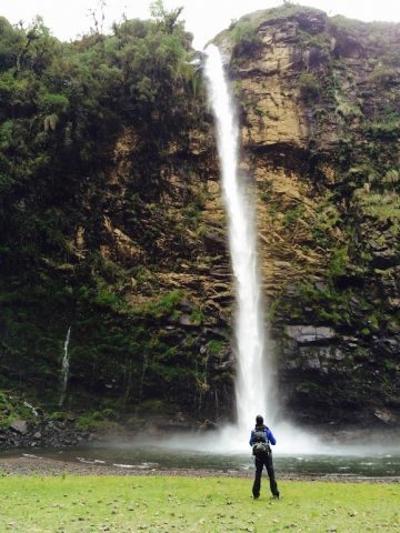 waterfall on the trail. Henry Moya photo.