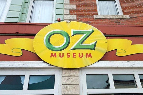Oz Museum Sign