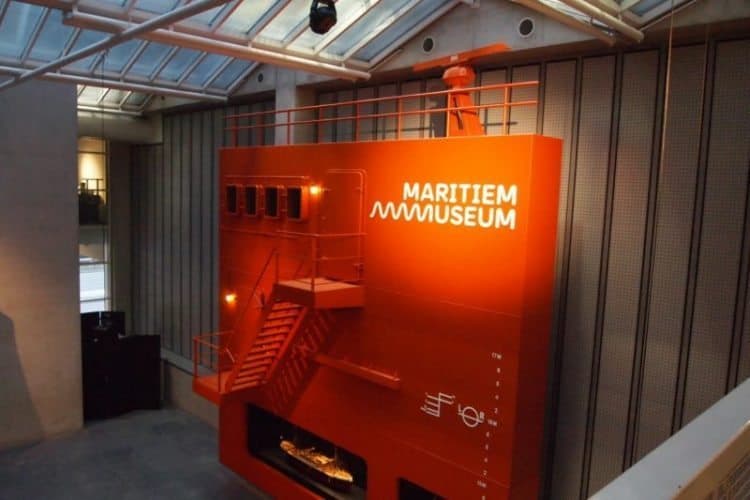 Maritime museum has interactive displays and tells the fascinating story of the Rotterdam waterfront.