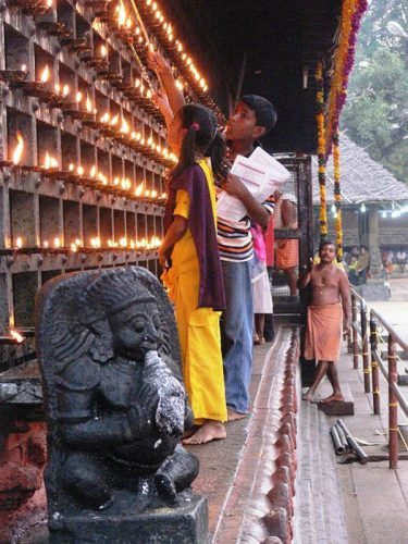 kerala temple festival