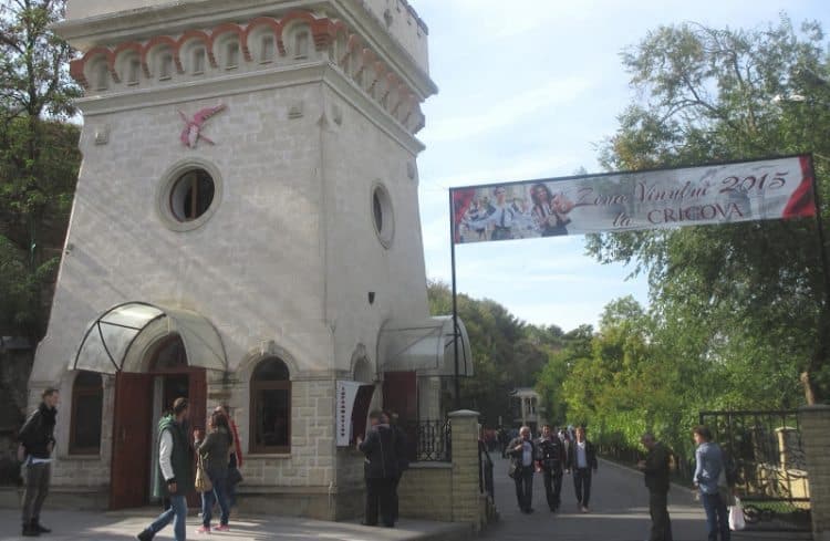 A Cricova Winery entrance sign says "Wine Day 2015." 