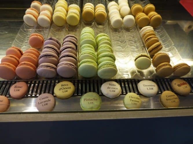 ten flavors of Macarons in Lille.