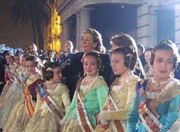 Young ladies at Las Fallas with Valencia's Mayor Rita Barbará Nolla. Photo by Jean Spoljaric.