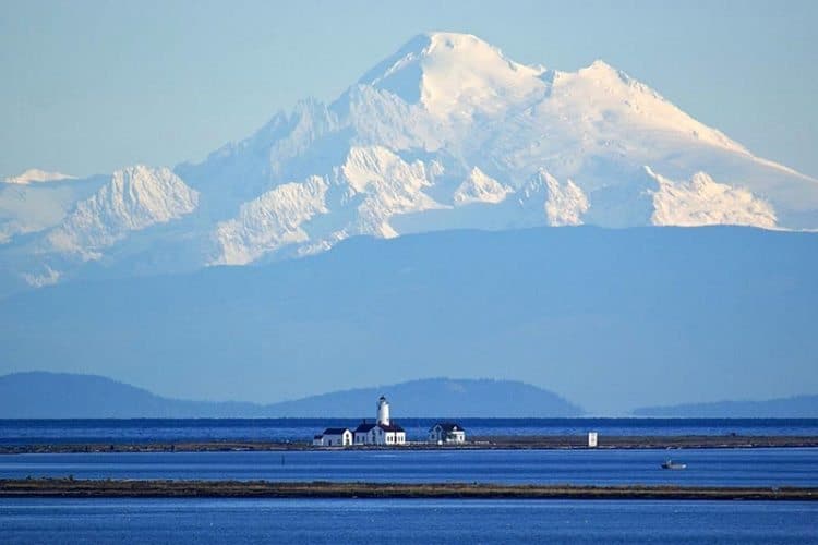 Dungeness Refuge, Washington state, with Mount Baker in the background. Dow Lambert photos.