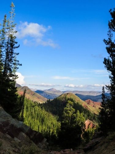 Views across the mountains from our decent to Rio Ravelo on the first day.