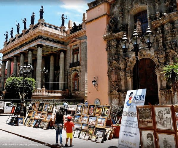 Built between 1873 and 1903, the Teatro Juárez next to the Jardin de la Union is a popular gathering place. Dick Davis photo.