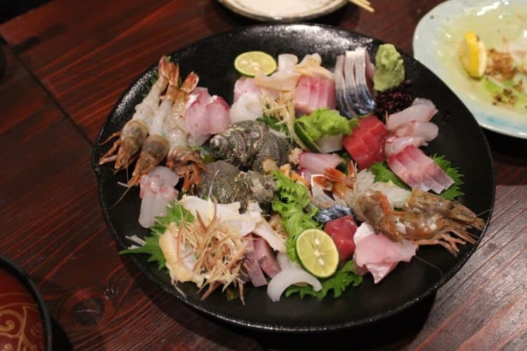 Sushi at restaurant Hana Momoji