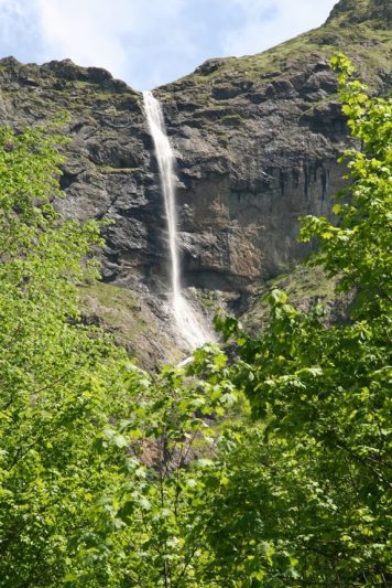 Vidimsko Pruskalo waterfall