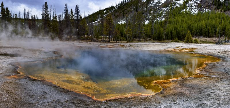 Emerald Pool, Black Sand Basin, Yellowstone National Park