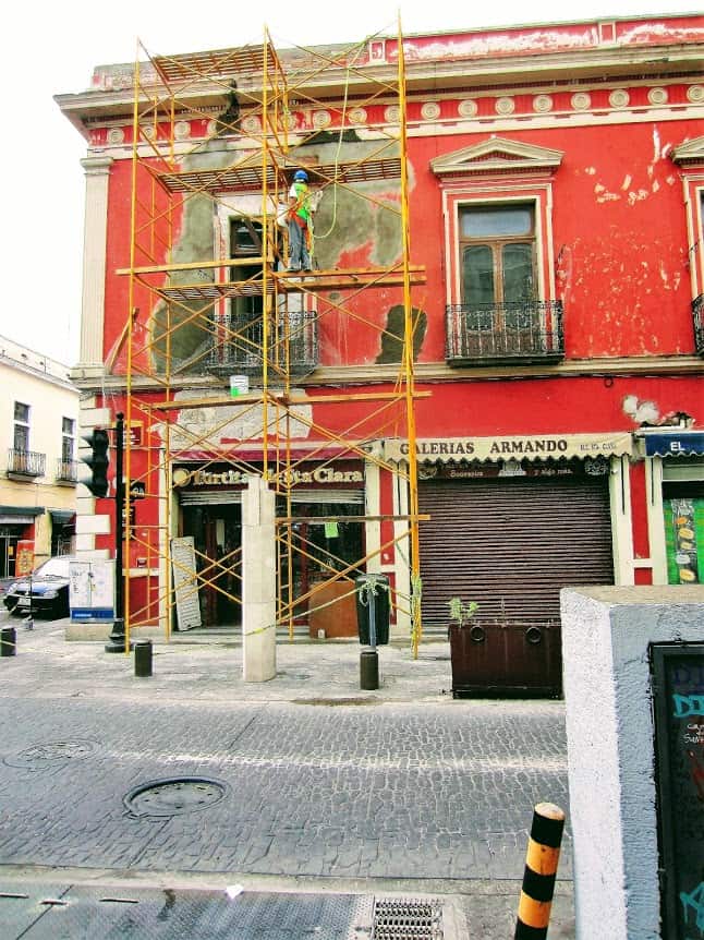 Repairing damage from September 2017 earthquake - Puebla, Mexico