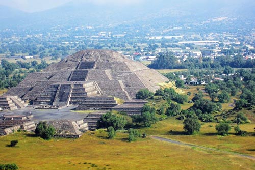 The Pyramid of the Moon from atop the Pyramid of the Sun - Teohuatiacan