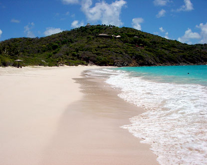 Macaroni Beach is a fantasy beach, with sugar white sand and clear water.