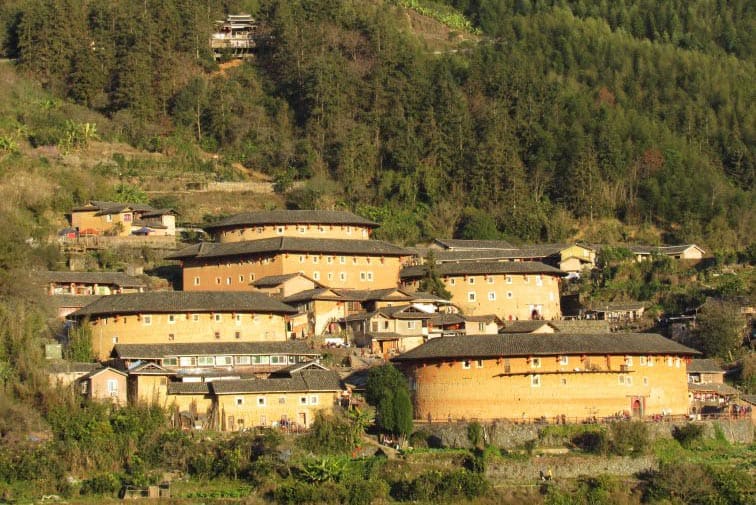 The spectacularly located Tianluokeng Snail Pit tulou cluster in the Hakkas.