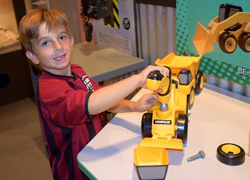 Knox Nehdar imagines what it would be like to be a Seabee at the Seabee Museum in Ventura.