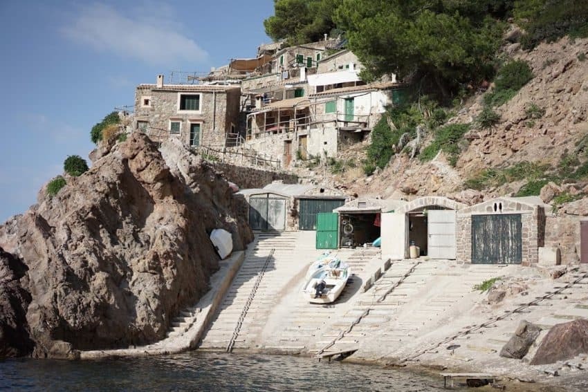 The beautiful Port d’Estaca, with a beautiful natural swimming pool where you can snorkel.