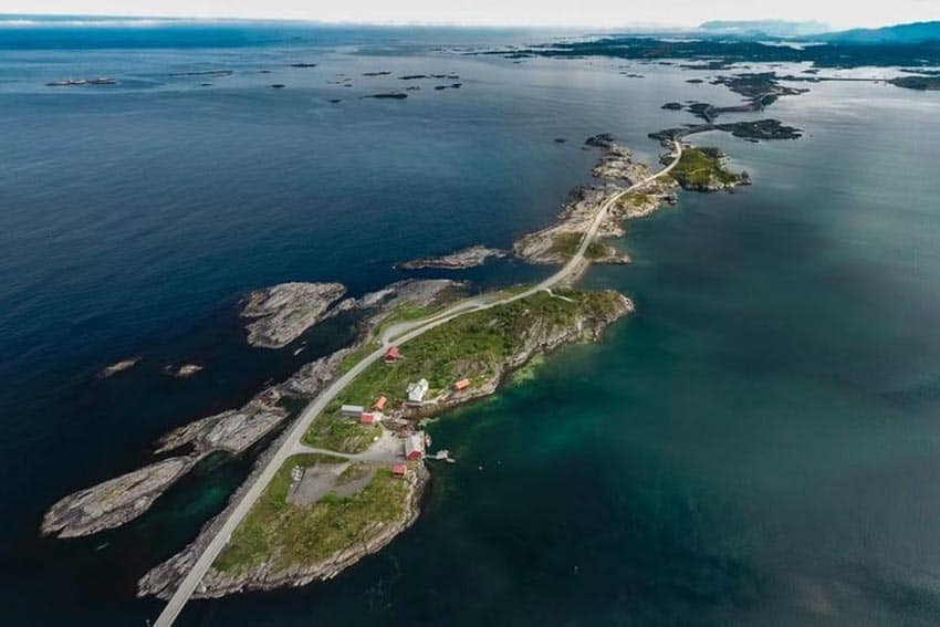 The Atlantic Road is only 5.2 miles long, and crosses eight bridges in this short span, linking together a series of small islands on the Norwegian coastline. ©Foto- Kjetil Rolseth