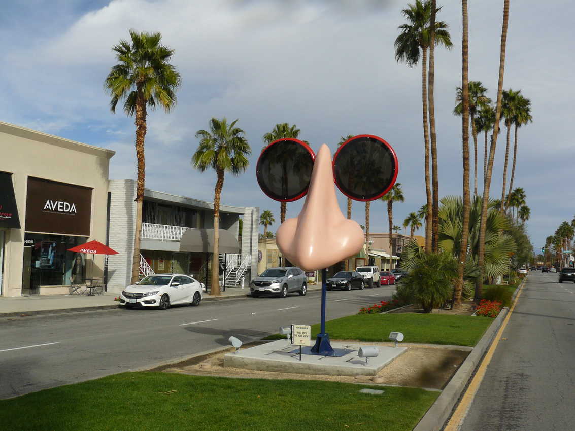 'What Does the Nose Know?' by Ron Summer, sculpture on El Paseo in Palm Desert, California