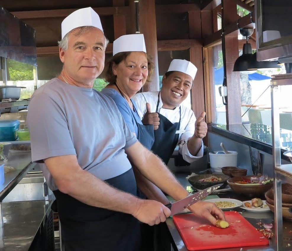 Balinese cooking class with executive chef of the Lovina Resort