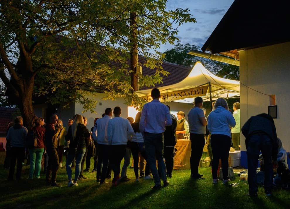 Festivities get under way Saturday night with food and drink in Vlčnov's wine cellar neighborhood.