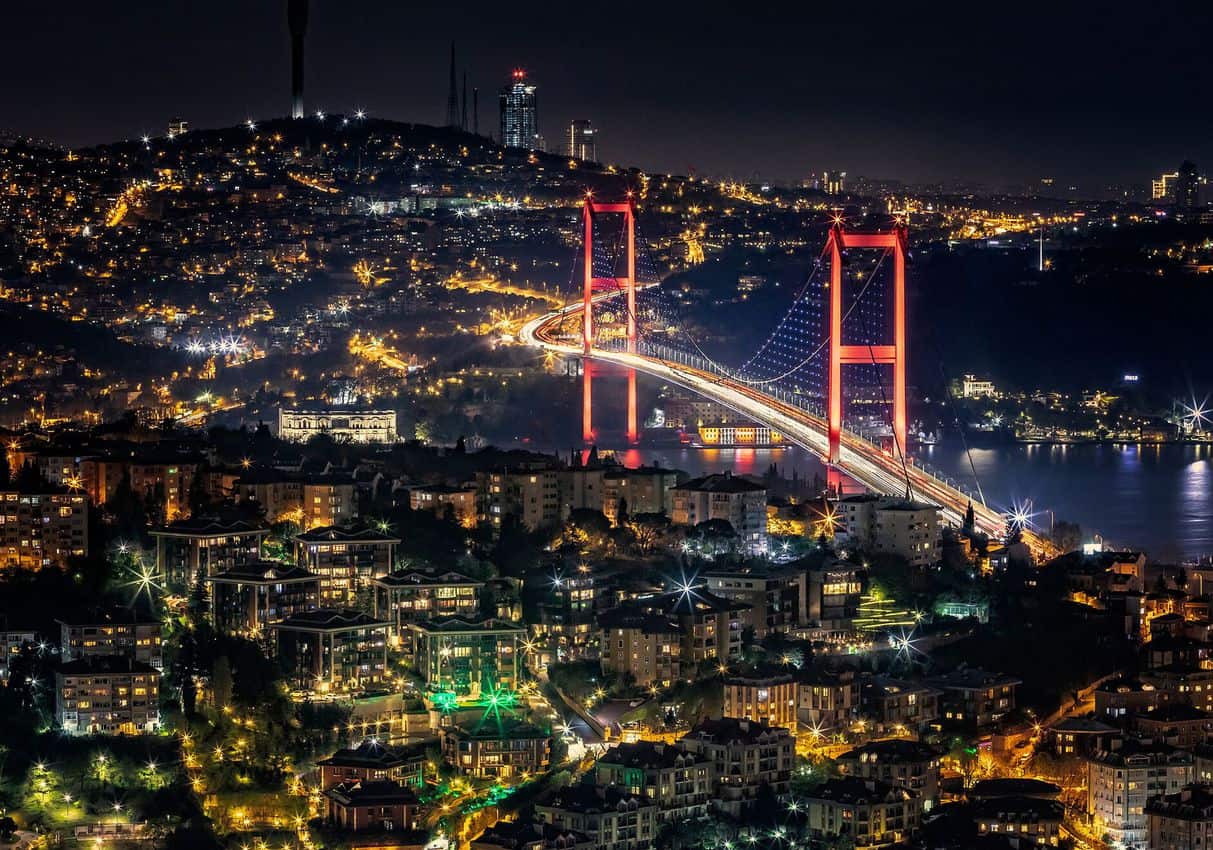 Bosphorus bridge in Istanbul. Paul Shoul photos.