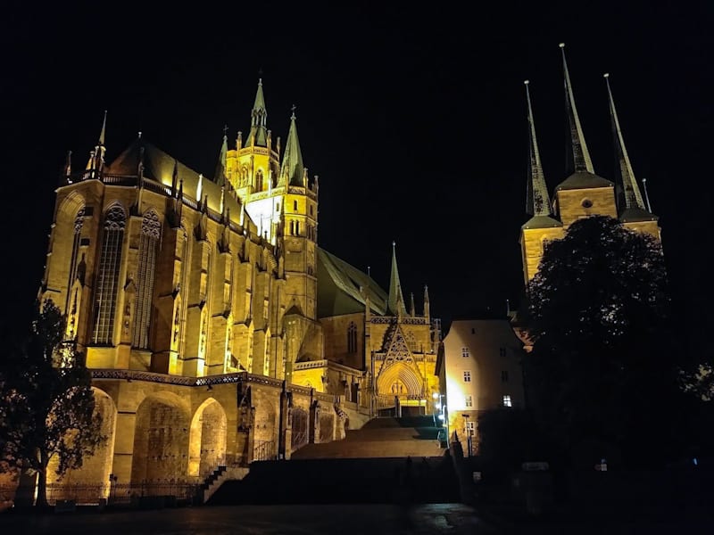 A late-night meander imbibing at the lively local town square bars revealed the glowing massive UNESCO site of Erfurt Cathedral, St. Severus Church, and its adjoined Citadel.