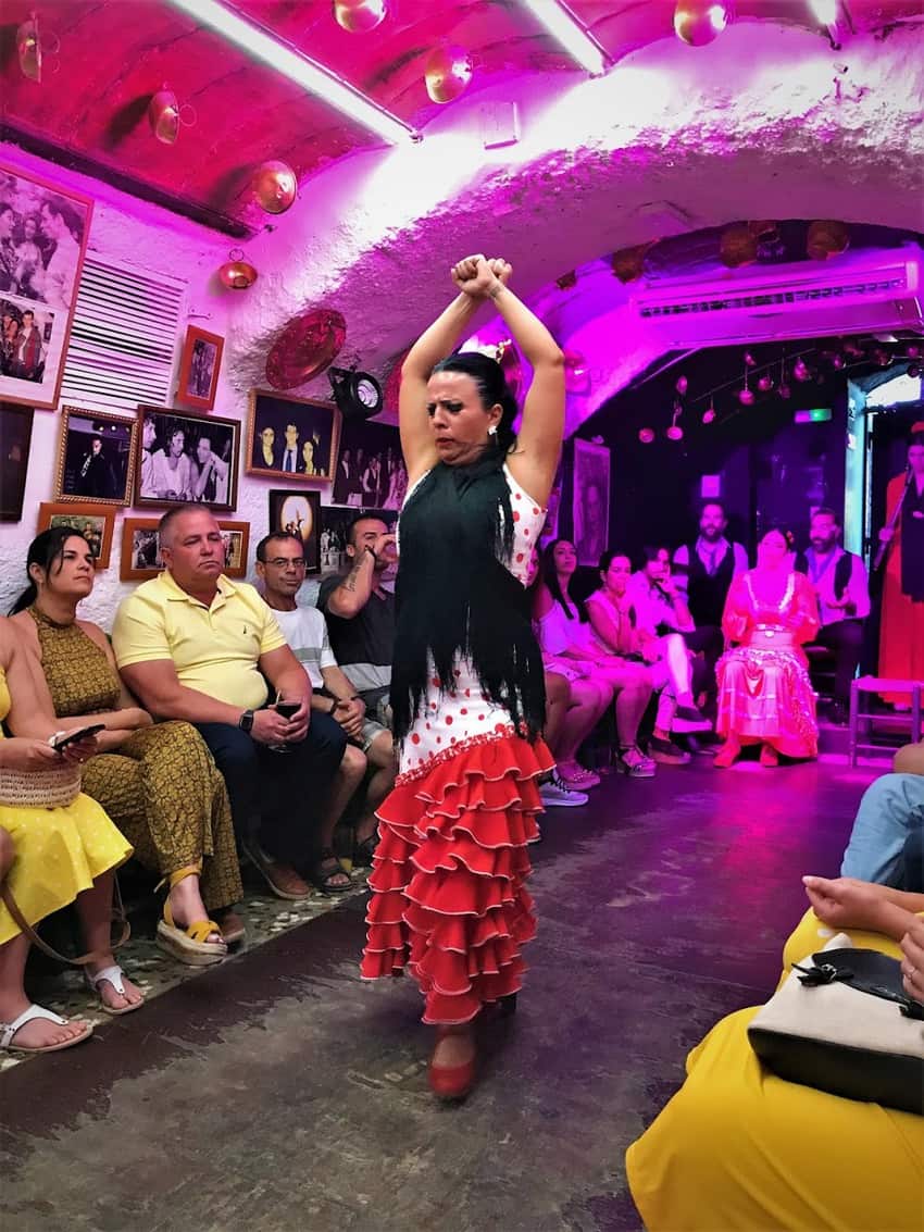 flamenco in the cave