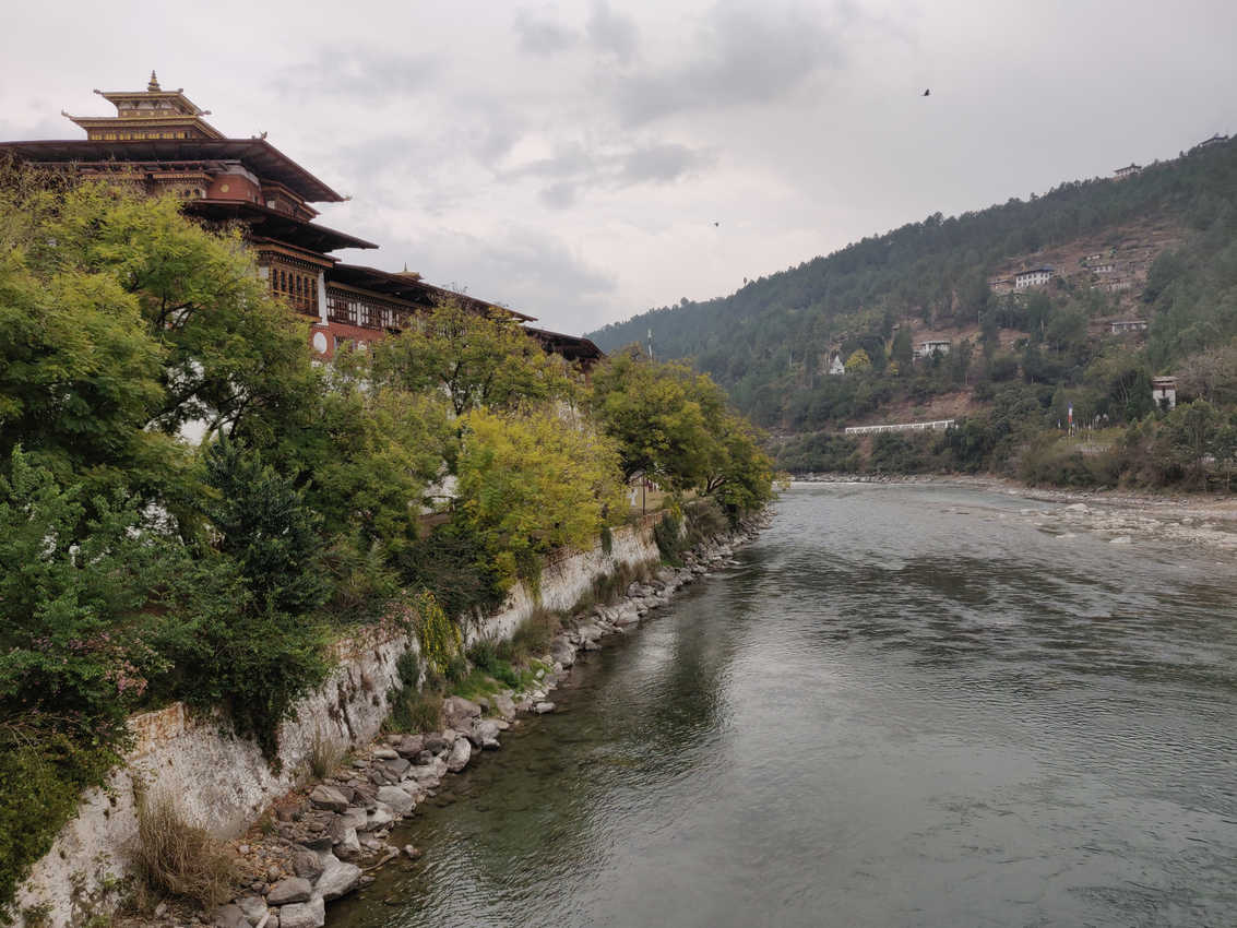 Punakha Dzong, the imposing monastery, standing at the confluence of Mo Chhu and Pho Chhu rivers in Bhutan.