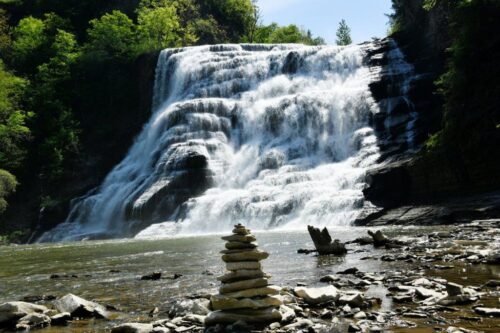 ithaca falls, center of Finger Lakes
