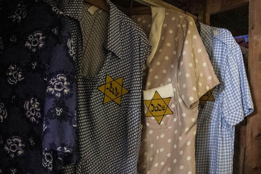 clothes with yellow star 4